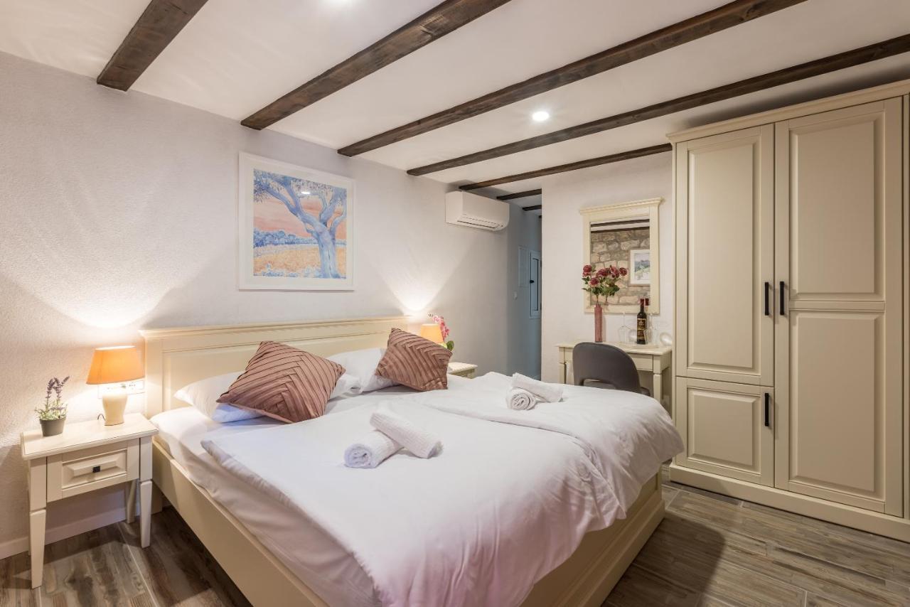 Old Town B&B Rooms Matusko 斯普利特 外观 照片