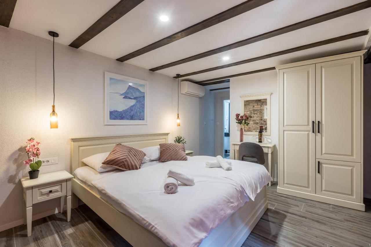 Old Town B&B Rooms Matusko 斯普利特 外观 照片