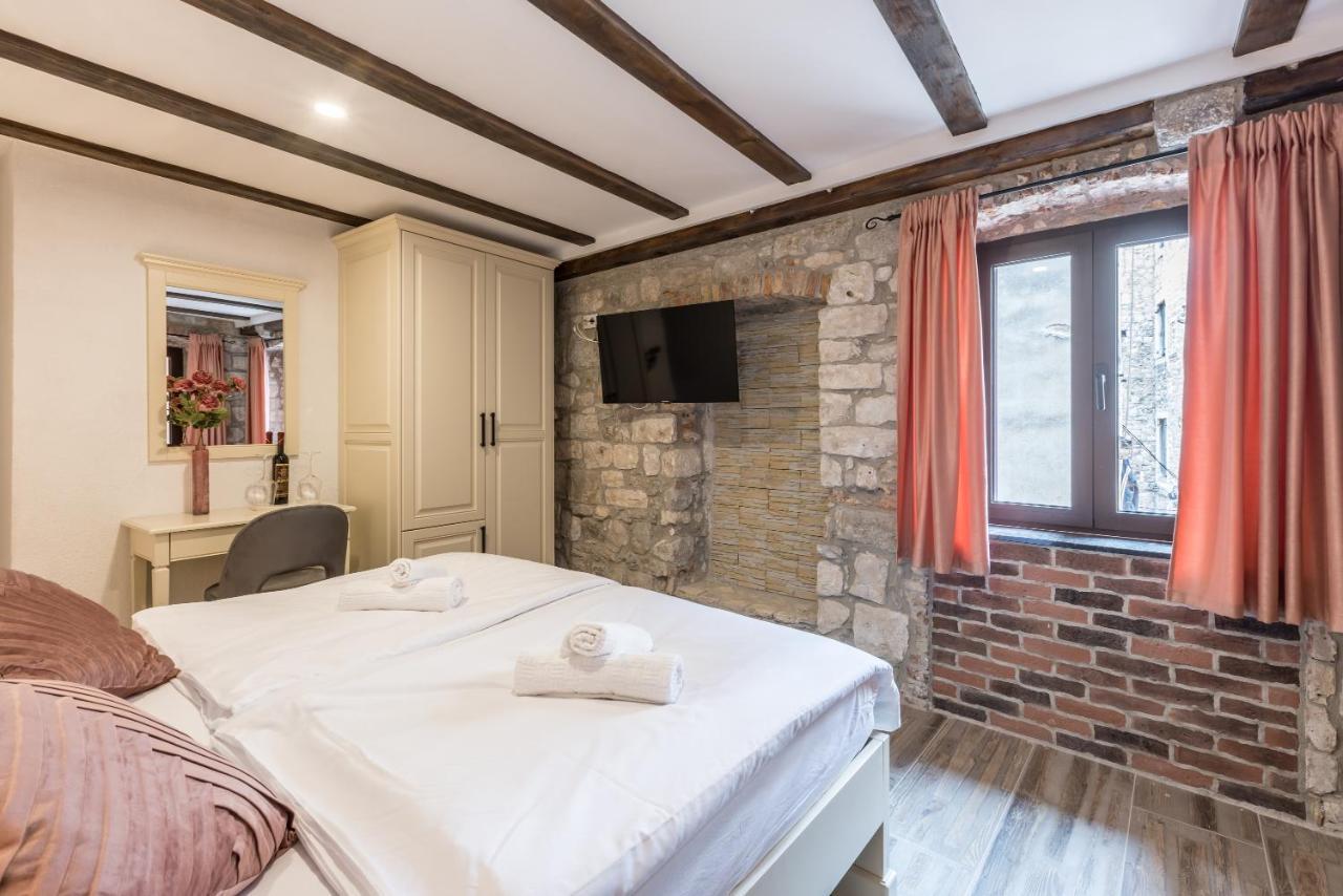 Old Town B&B Rooms Matusko 斯普利特 外观 照片