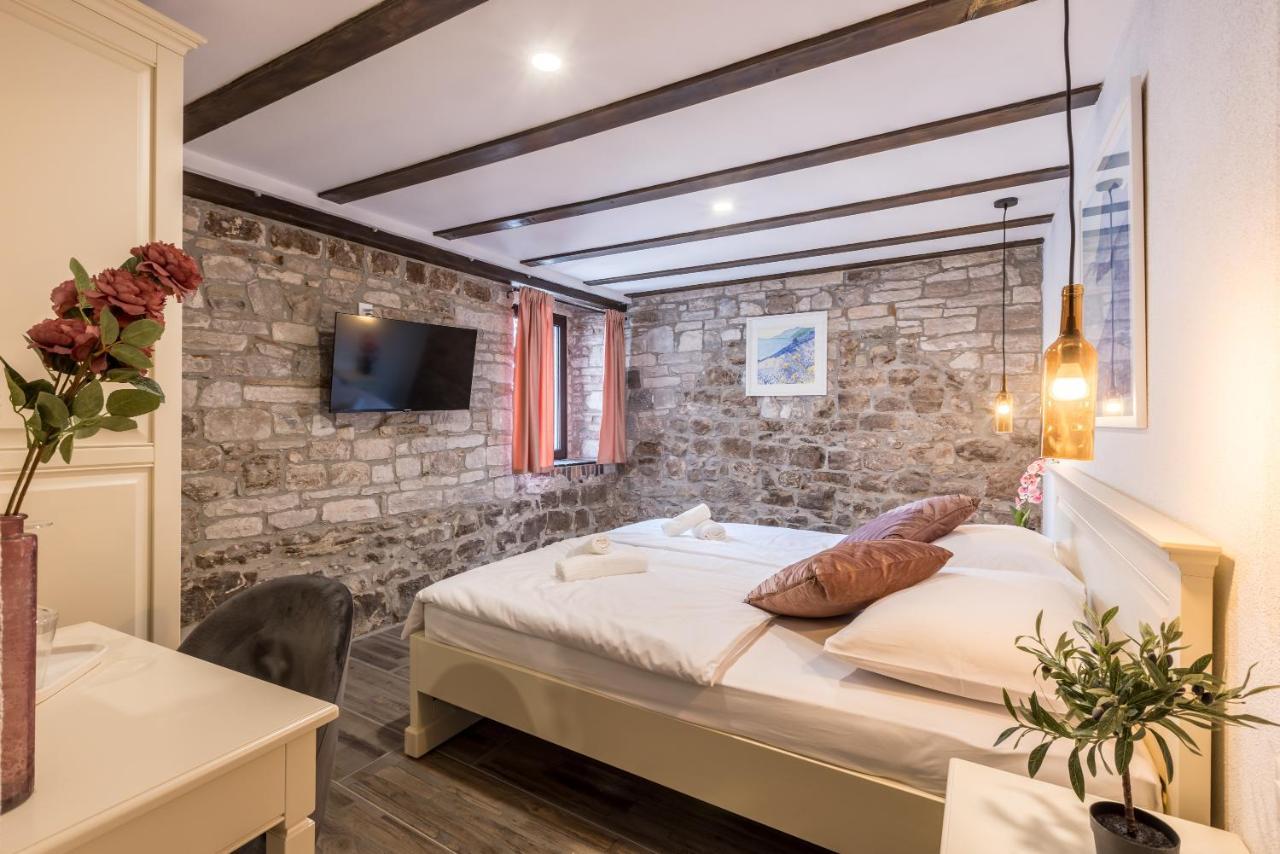 Old Town B&B Rooms Matusko 斯普利特 外观 照片