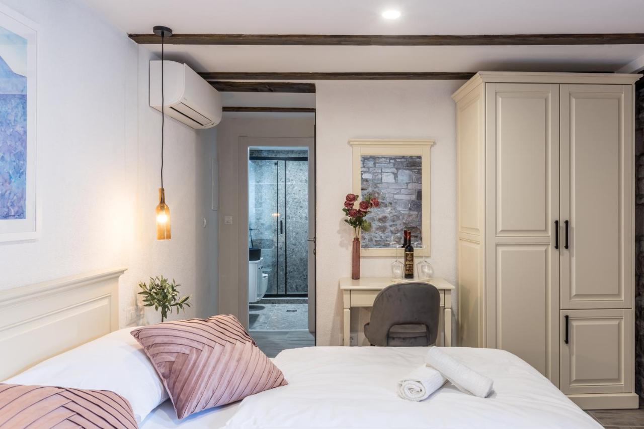 Old Town B&B Rooms Matusko 斯普利特 外观 照片