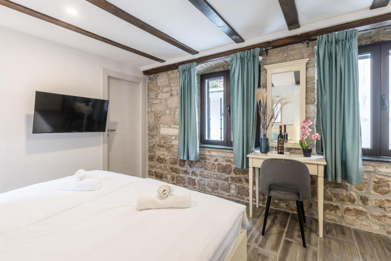 Old Town B&B Rooms Matusko 斯普利特 外观 照片